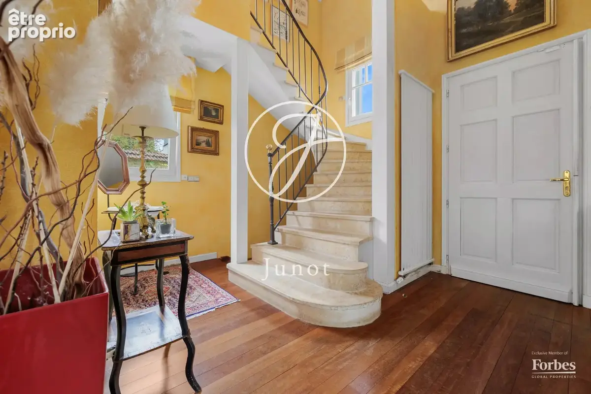 Meudon - BELLEVUE - Maison 300 m² - 5 chambres - Terrain 1 425 m² - photo 5
