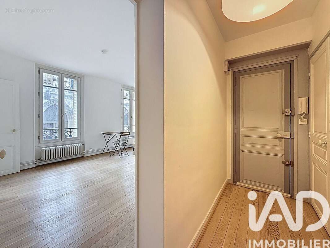 Photo 9 - Appartement à POISSY