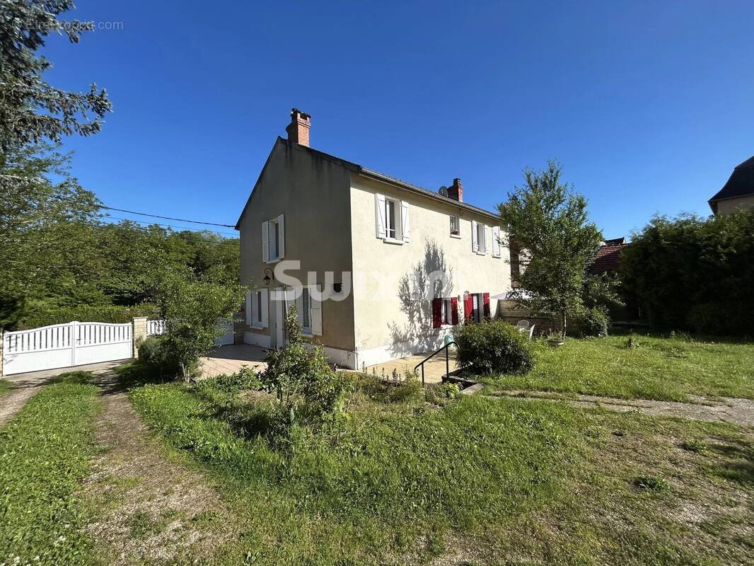 Maison à GIROLLES