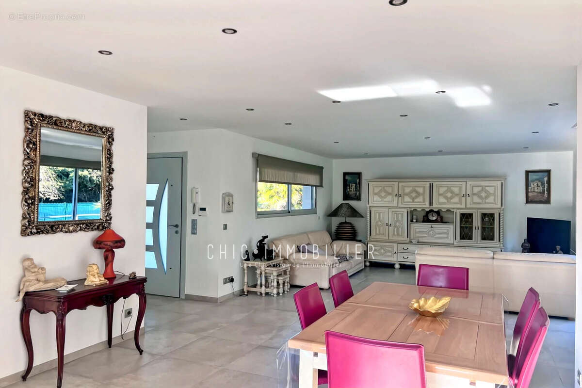 Maison à LATOUR-BAS-ELNE