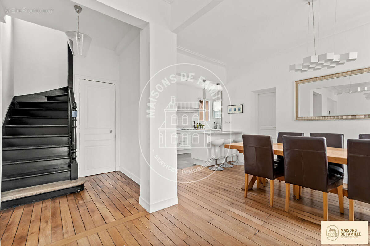 Maison à LE VESINET