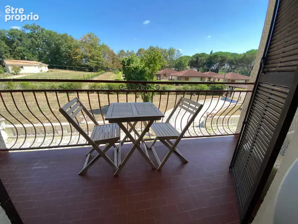 Ensemble immobilier meublé de 15 logements, à 900 m des - photo 24