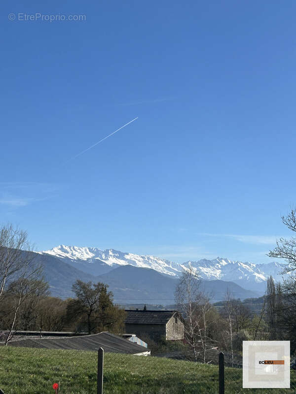 Terrain à MONTMELIAN