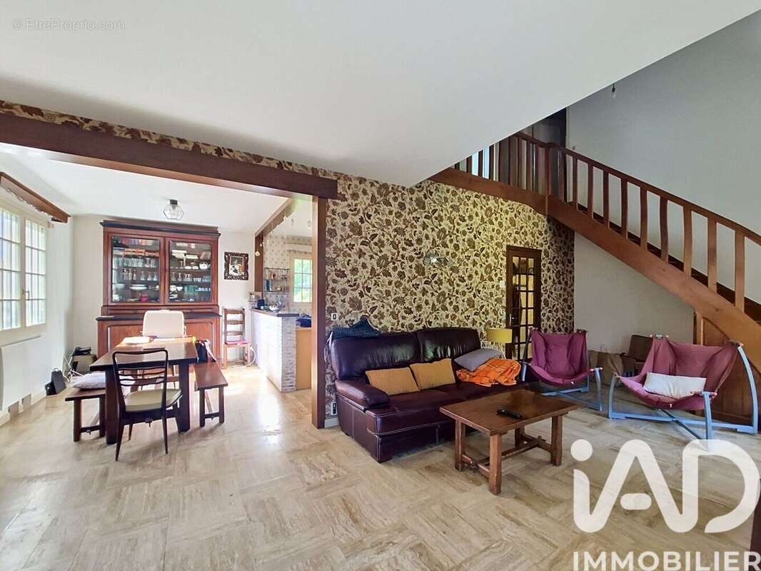 Maison 118 m² à Vieilles-Maisons-Sur-Joudry  - photo 7