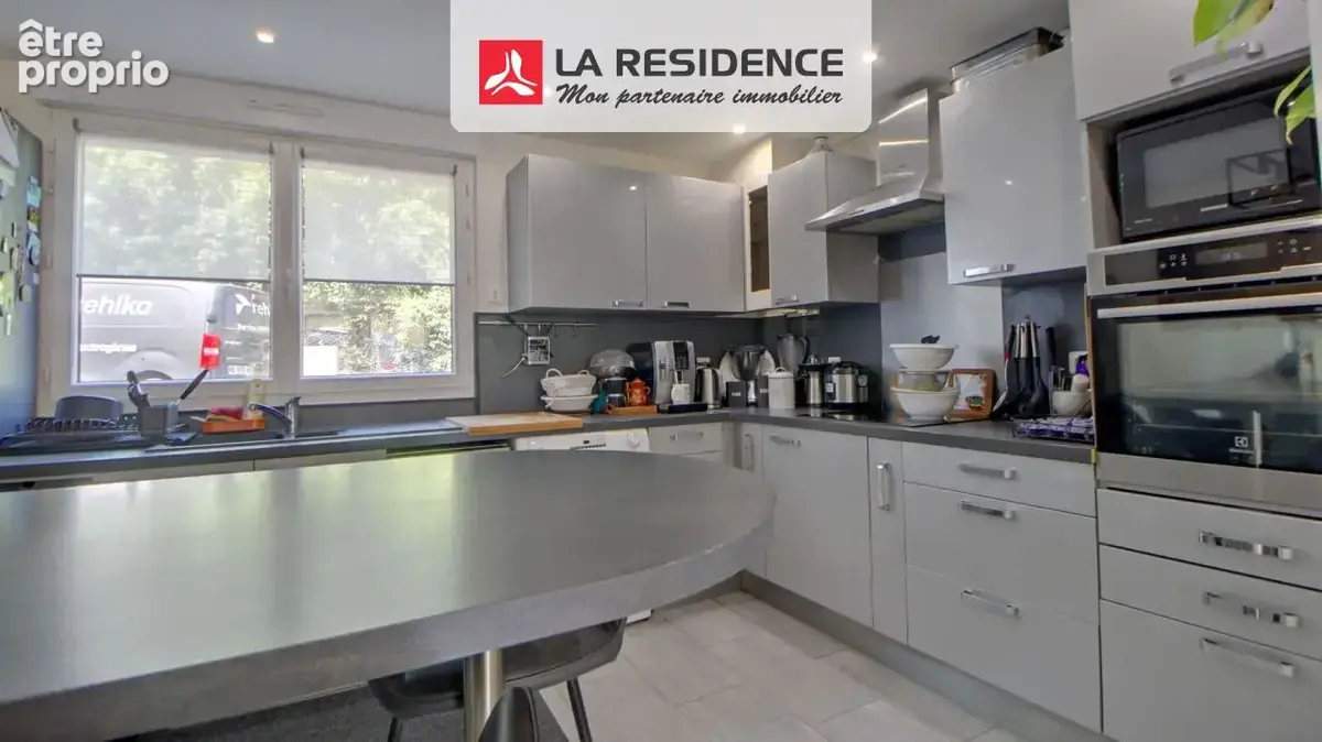 Appartement 4 pièces 74 m² à vendre à Beynes (78650) - photo 2