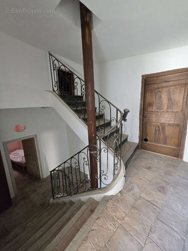 Maison à ABEILHAN