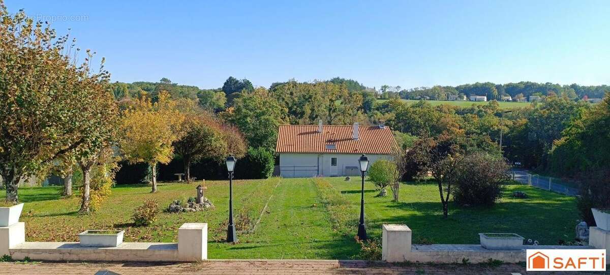 Photo 2 - Maison à FONTCOUVERTE