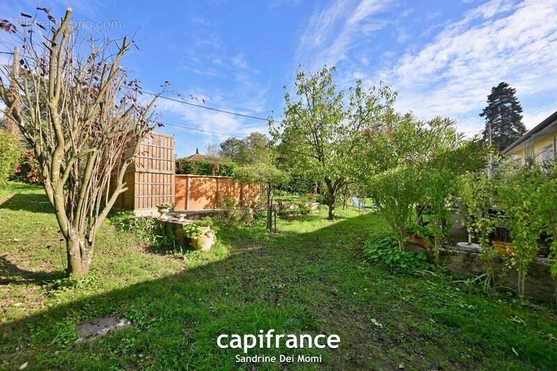 Maison à TASSIN-LA-DEMI-LUNE