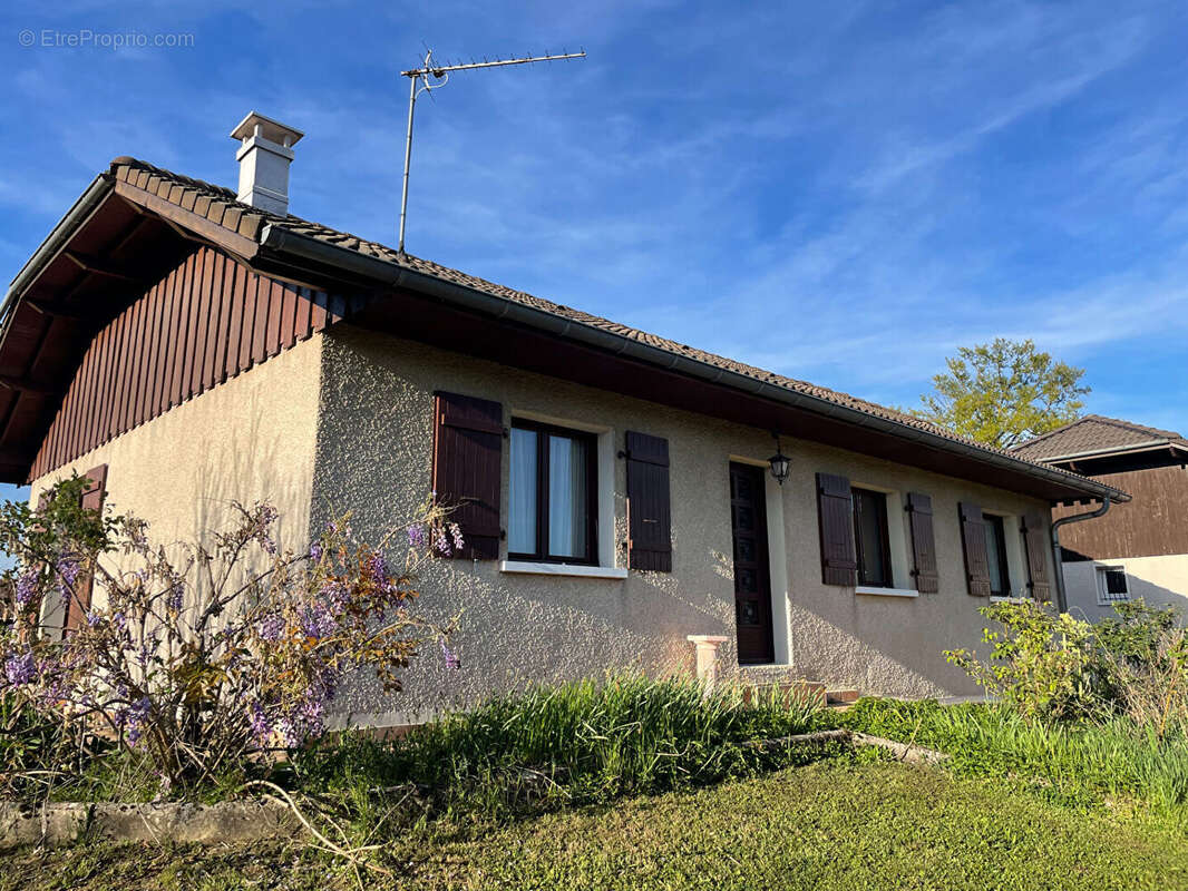 Maison à SALES