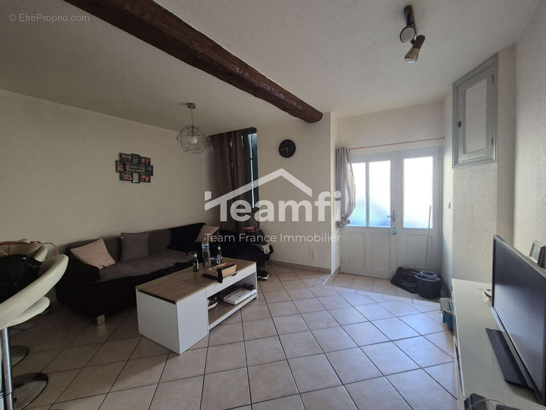 Appartement à COURPIERE