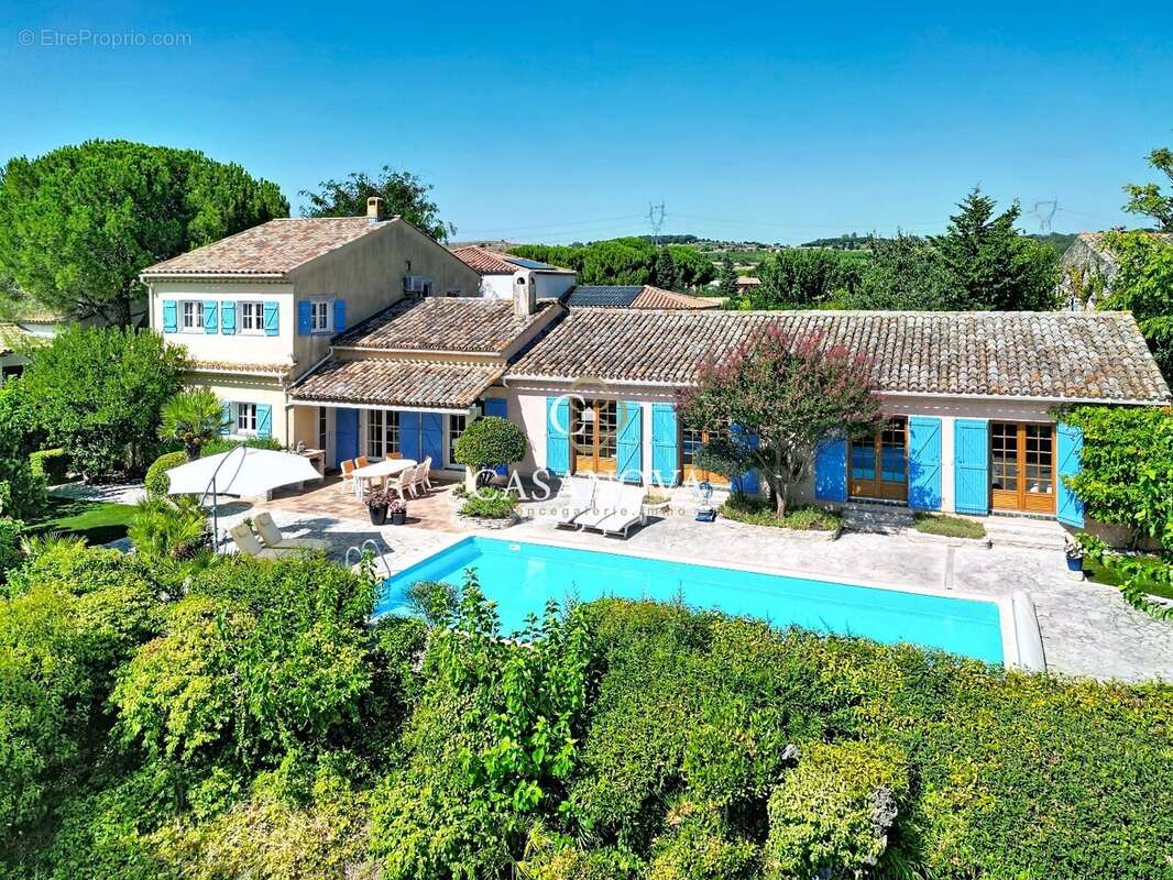 Maison de caractère de 255 m² avec piscine et 7 chambres à 20 minutes de Pézenas - photo 2
