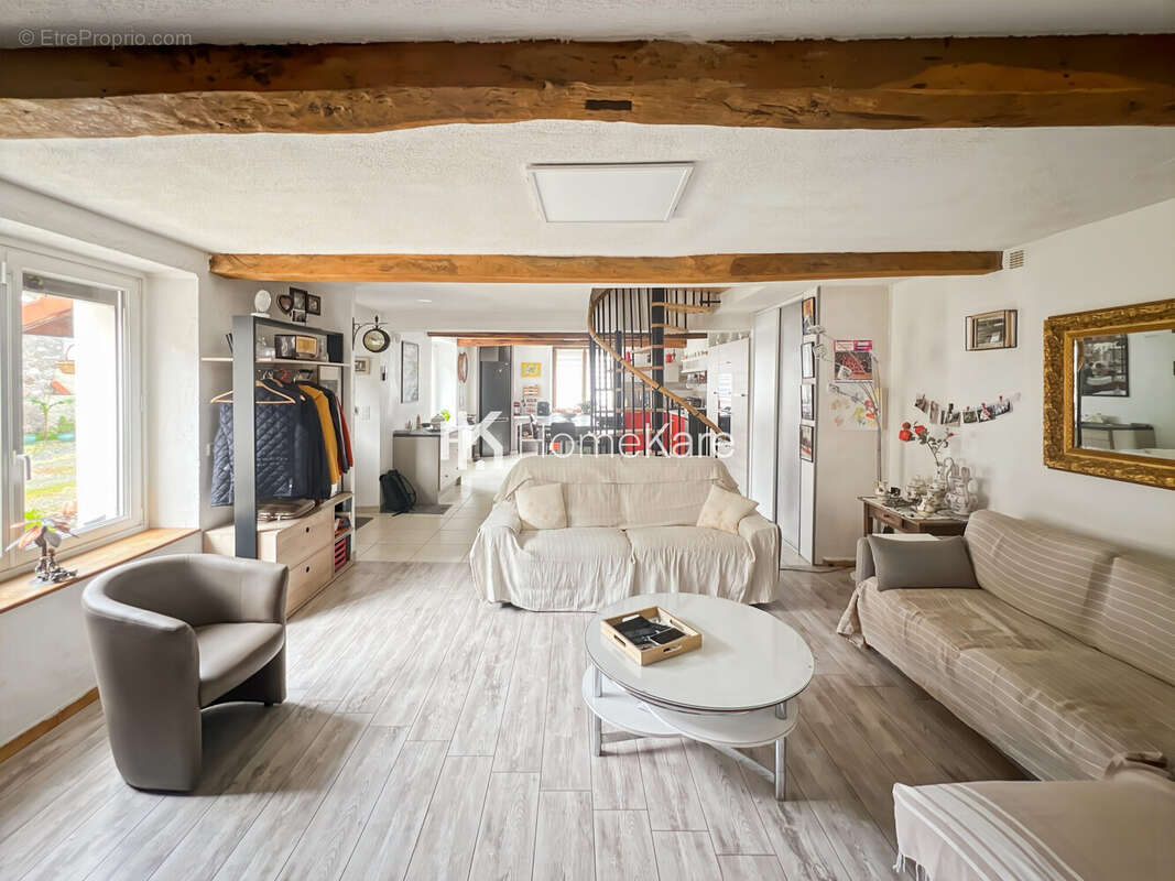 Maison à GOURDAN-POLIGNAN