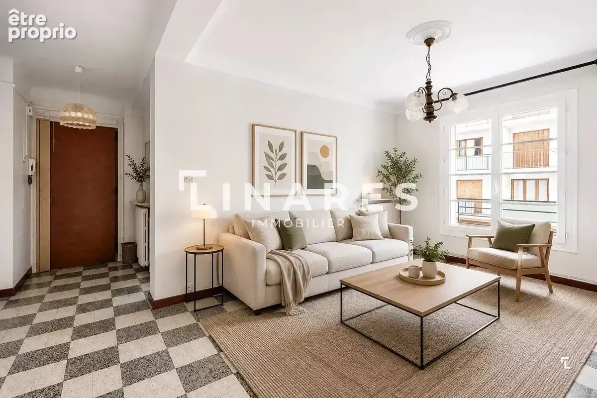 Appartement à MARSEILLE-4E