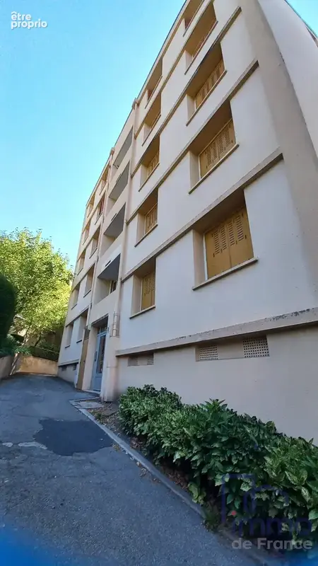 Appartement 2 pièces 47 m² à vendre à Saint-Etienne (42000) - photo 7