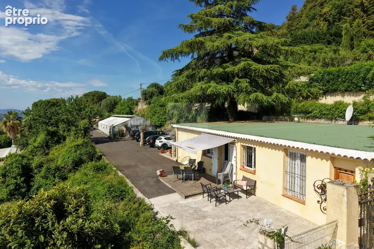 Vue mer panoramique, position dominante au calme et proche du village de Tourrettes - photo 8