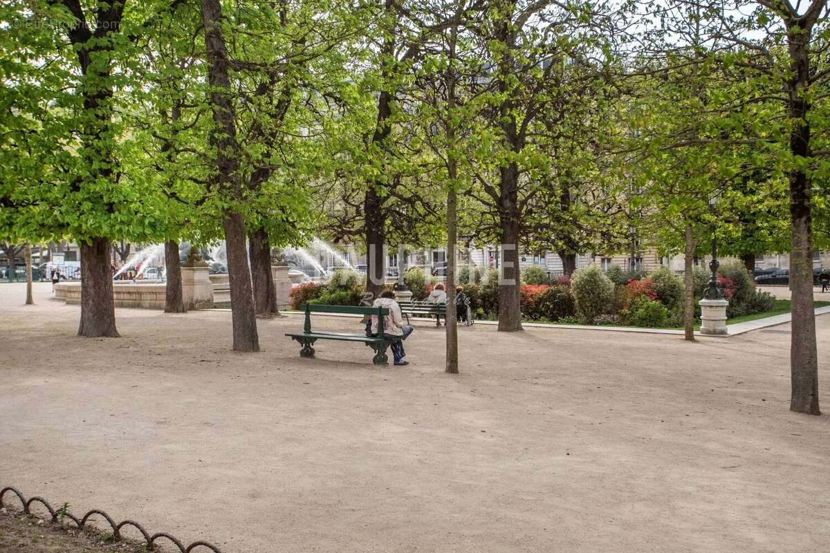 Appartement à PARIS-5E