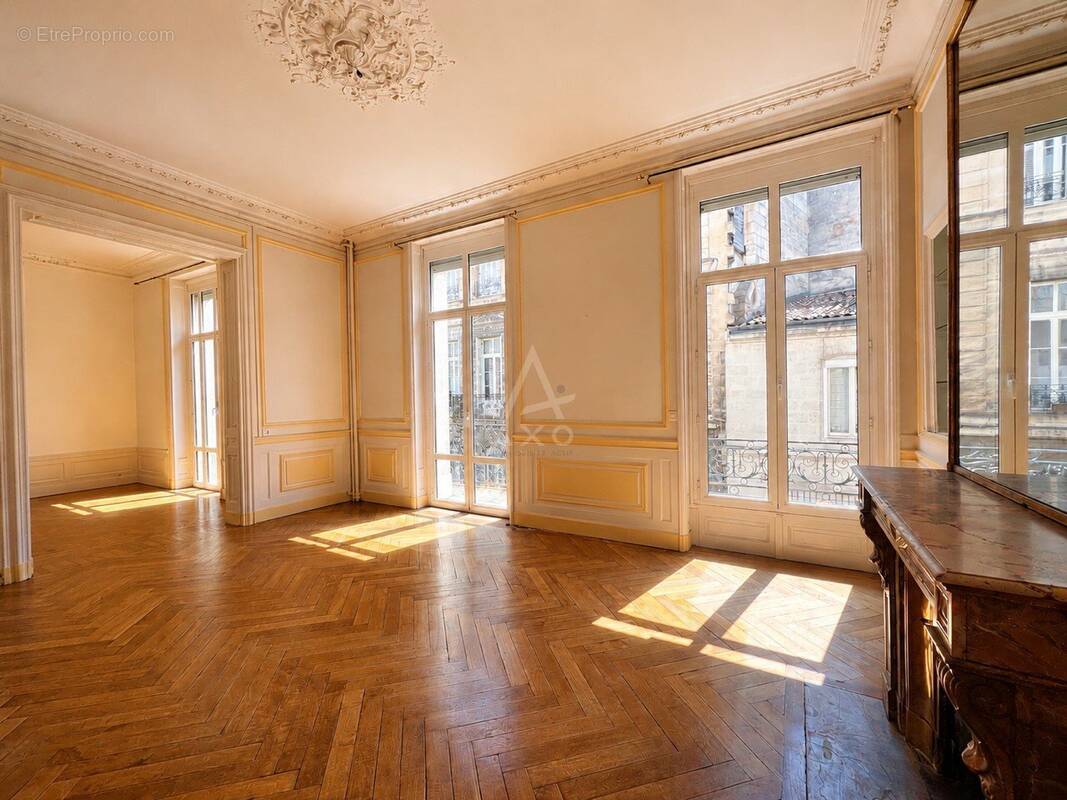 Appartement à BORDEAUX