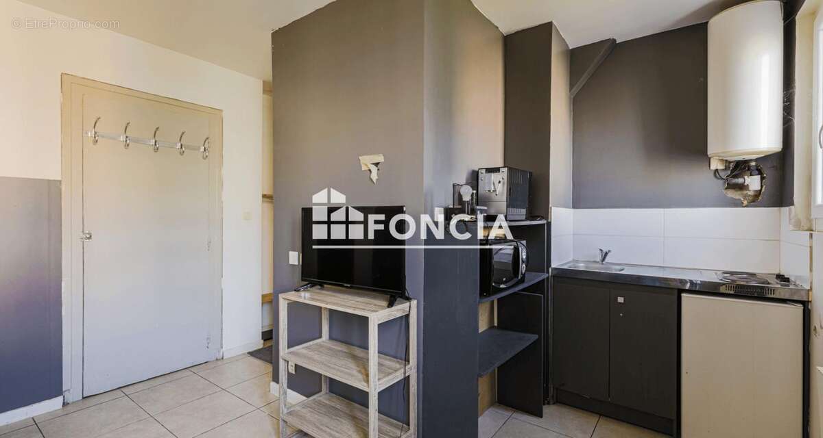 Appartement à SAINT-MARTIN-D'HERES