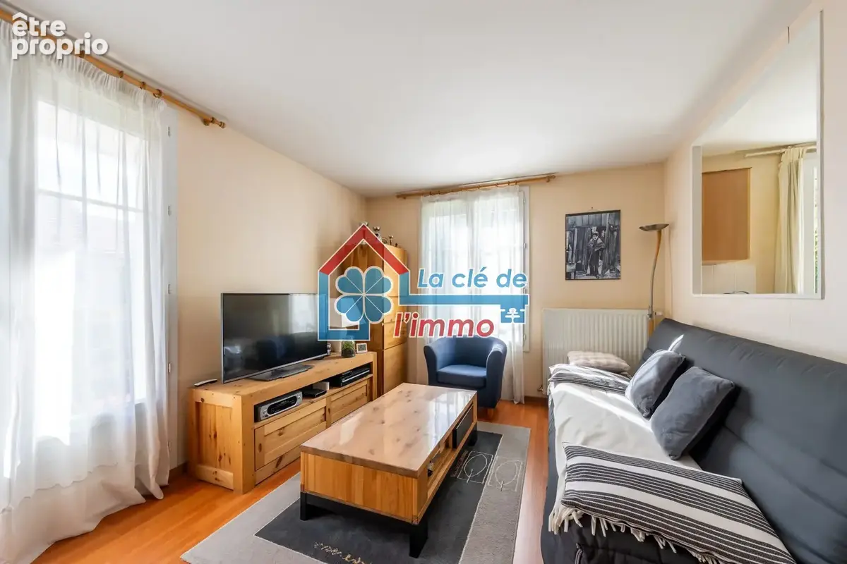 Appartement 2 pièces 50 m² à vendre à Moissy-Cramayel (77550) - photo 2
