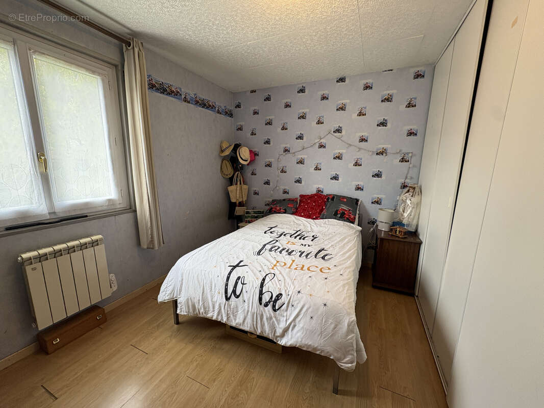 Maison à SAINT-REMY-SOUS-BARBUISE