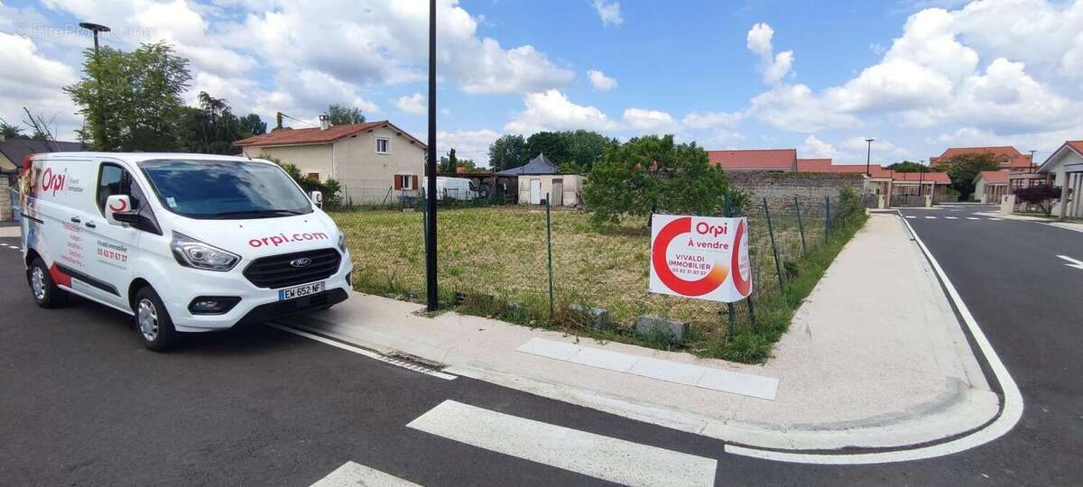 Terrain à VIC-EN-BIGORRE