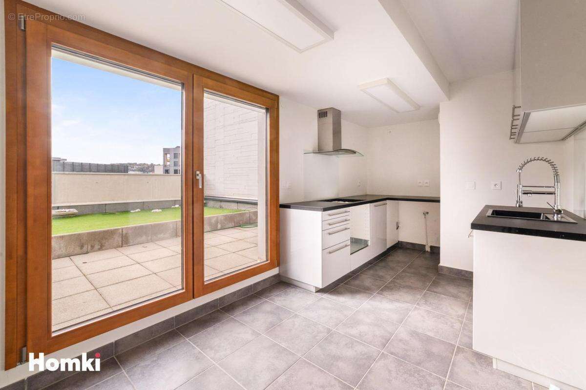 Appartement à LYON-7E