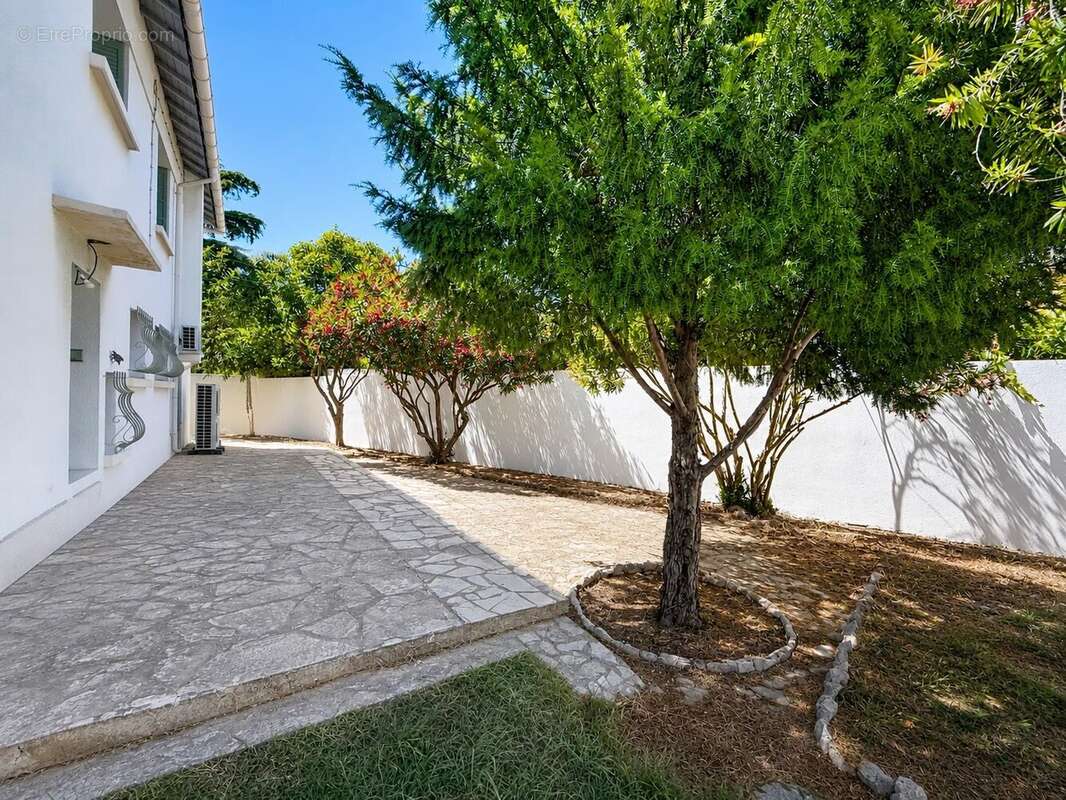 Maison familiale de 138 m² avec jardin – Beaumont - photo 4