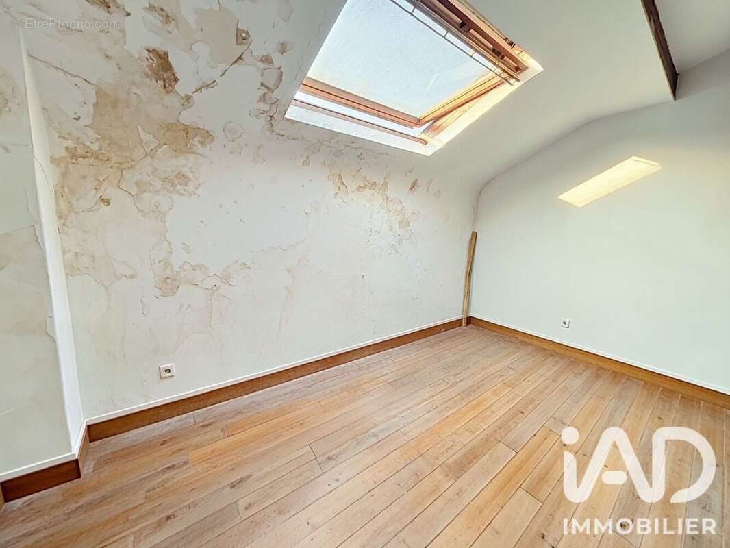 Maison 142 m² à Orly  - photo 8