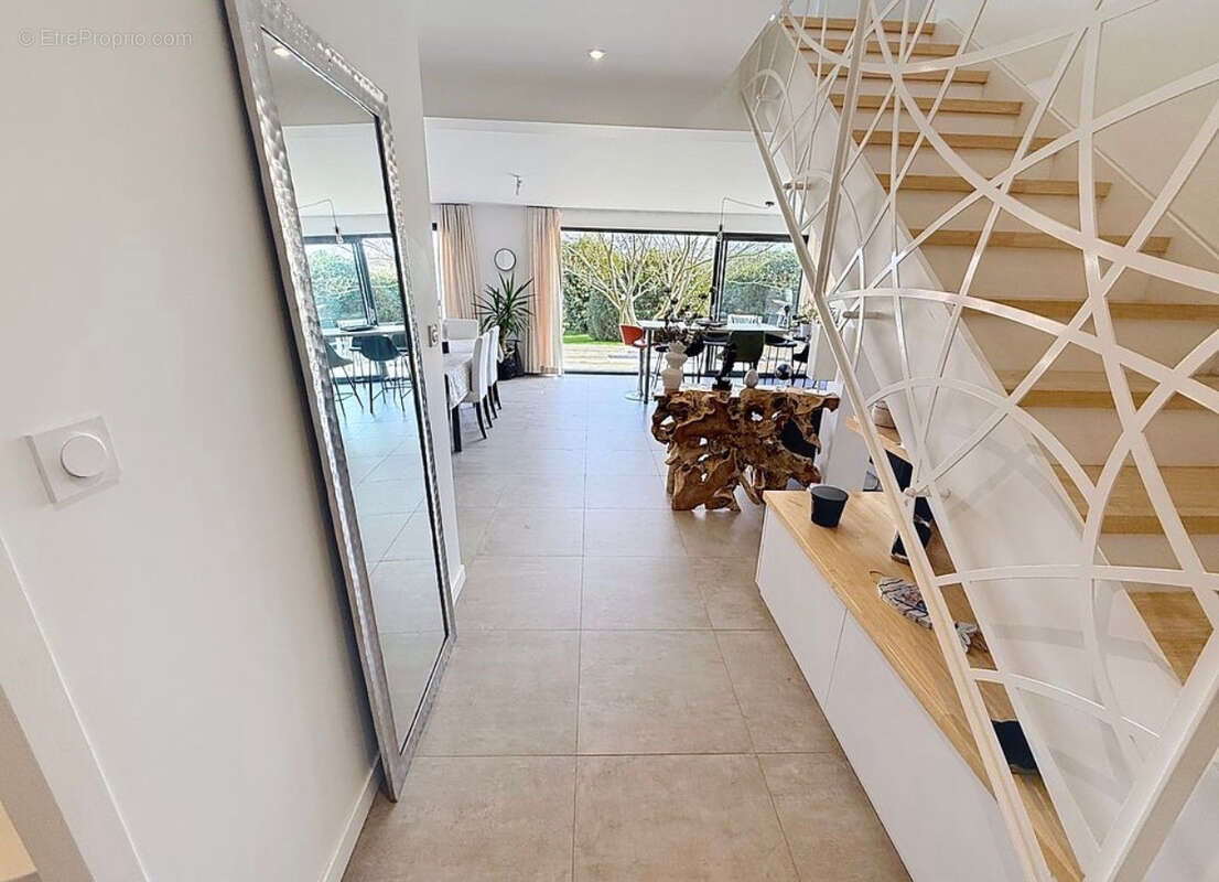 Maison à LE RELECQ-KERHUON