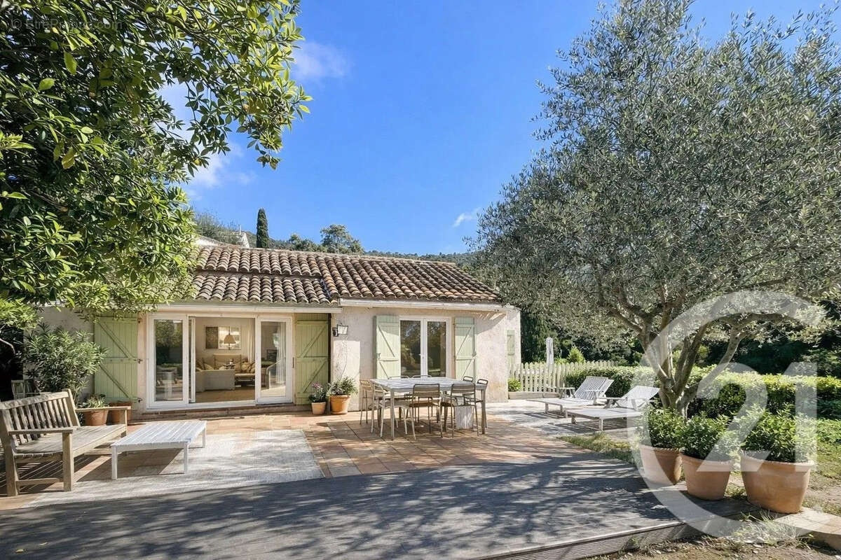 Maison à RAYOL-CANADEL-SUR-MER
