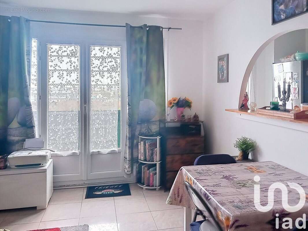 Photo 6 - Appartement à CHOISY-LE-ROI