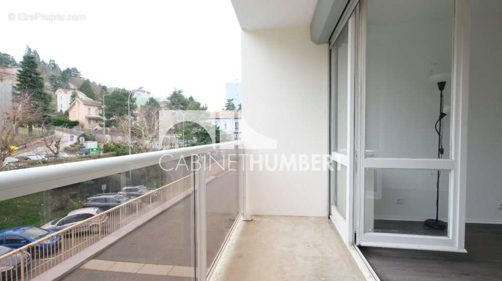 Appartement à SAINT-ETIENNE
