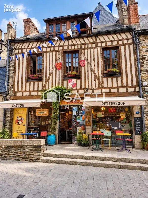 Photo 1 - Commerce à JOSSELIN
