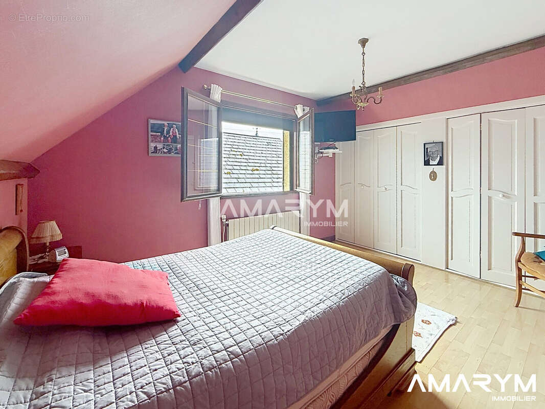Maison 106 m² à Oust-Marest  - photo 5