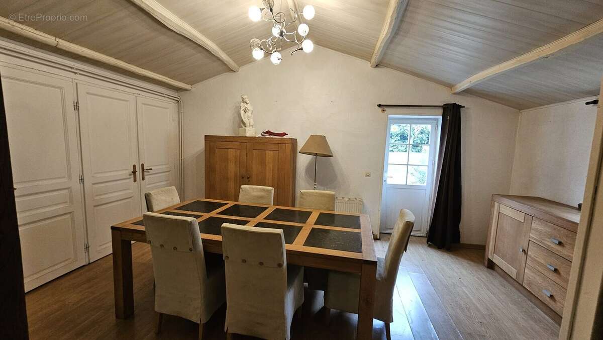 Maison à SAINT-ADJUTORY