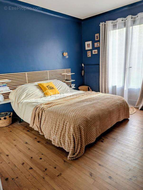 Maison à CETTE-EYGUN