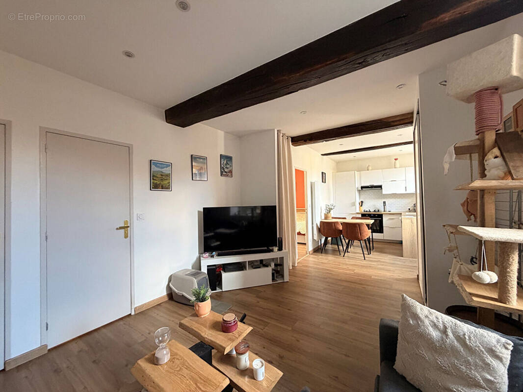 Appartement à CHATILLON-SUR-CHALARONNE