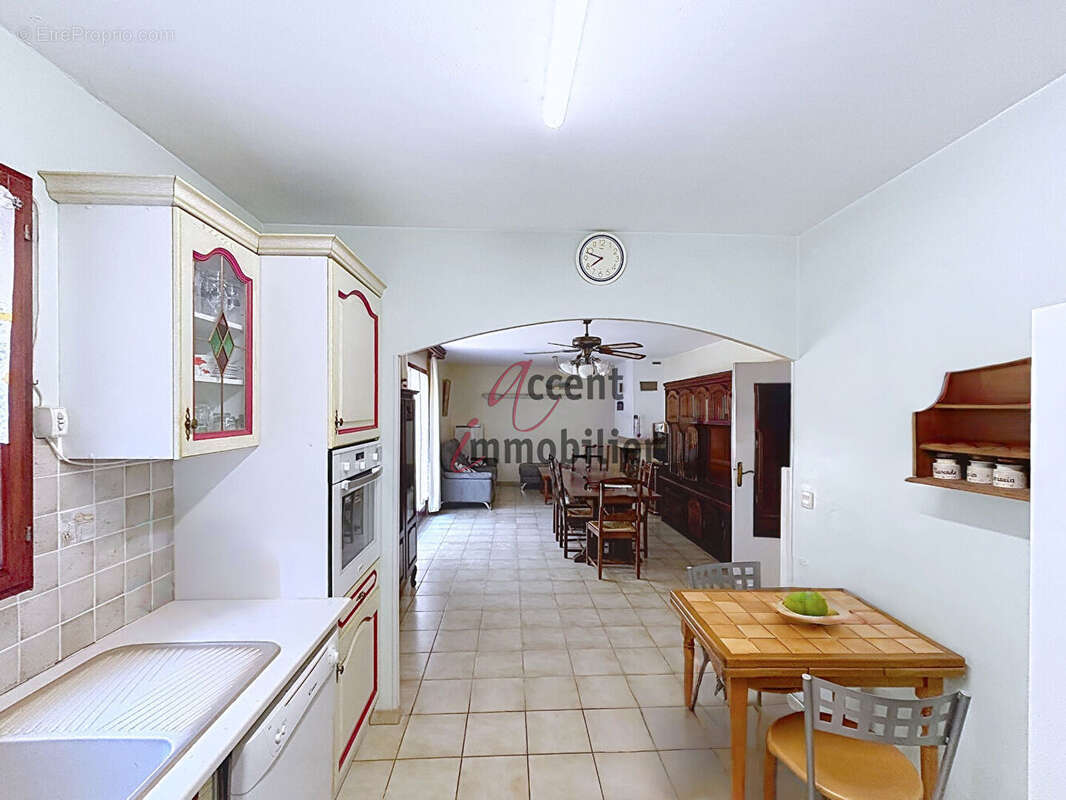 Maison à ROBION