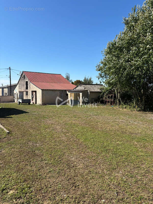 Commerce à LA BOUTEILLE