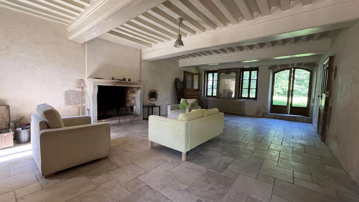 Maison à LAIZY