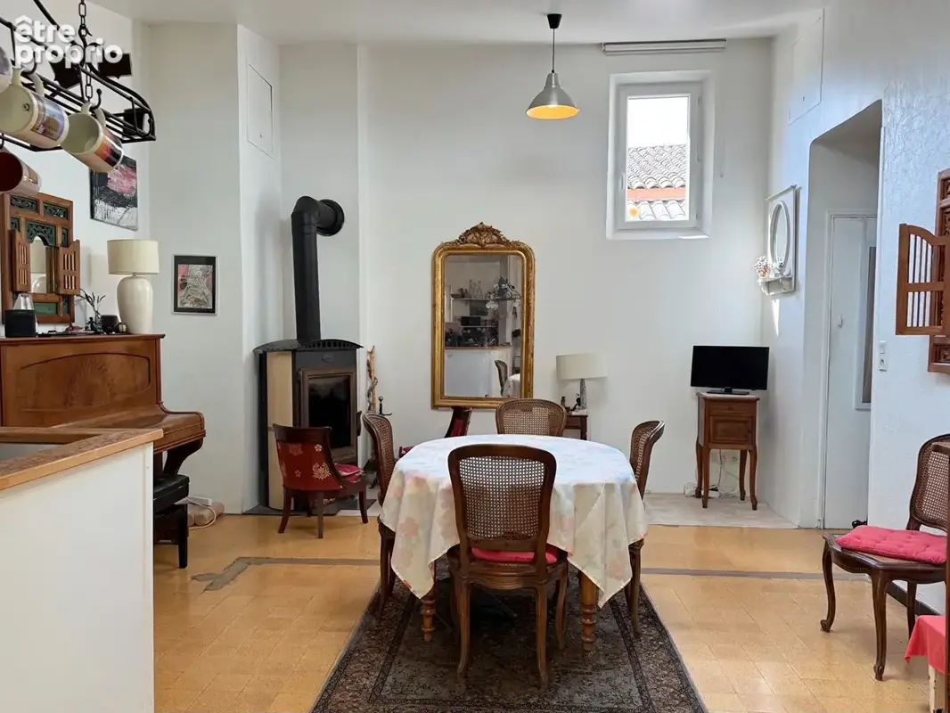 Loft de plain pied Valréas avec cour privative - 4 pièces - 94 m² - photo 6