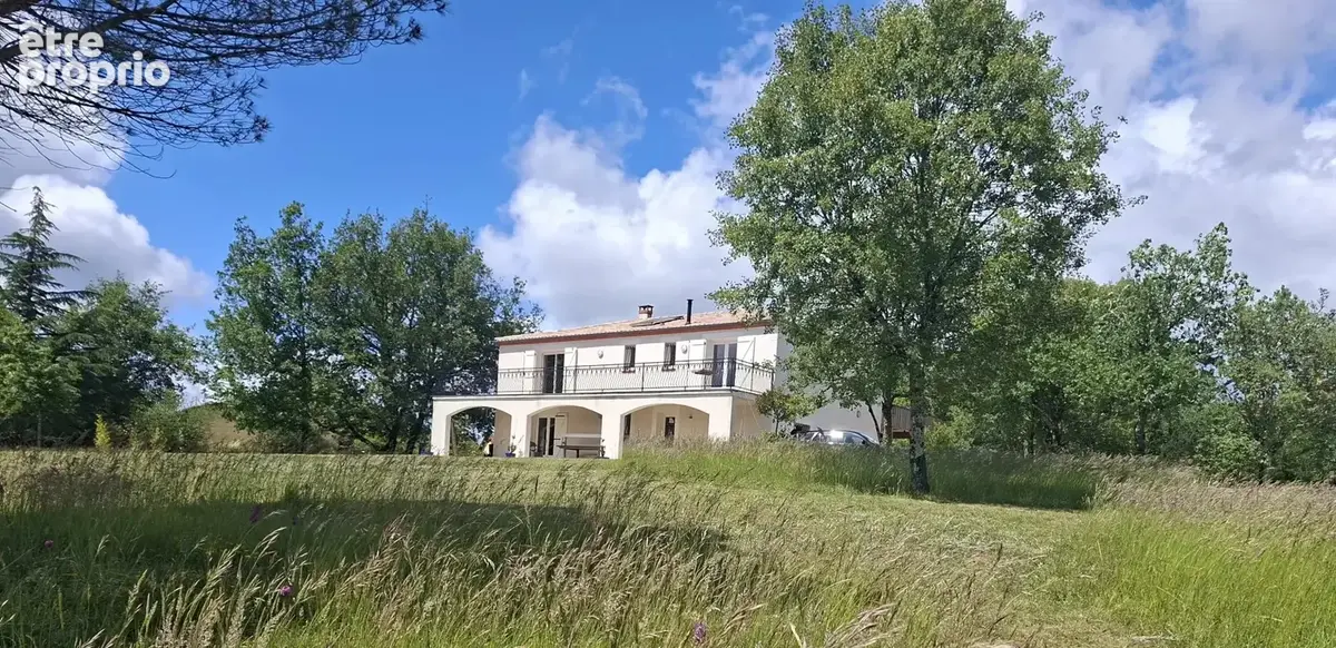 Belle maison familiale aux abords de Cahors sur terrain de 7500 m² - photo 2