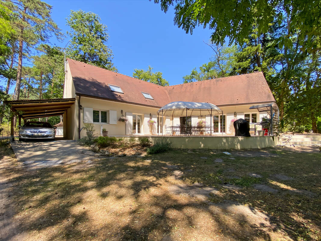 Maison à NOISY-SUR-ECOLE