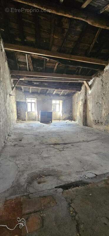 Maison 230 m² à Valleraugue  - photo 5