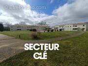 Appartement à FARGUES-SAINT-HILAIRE