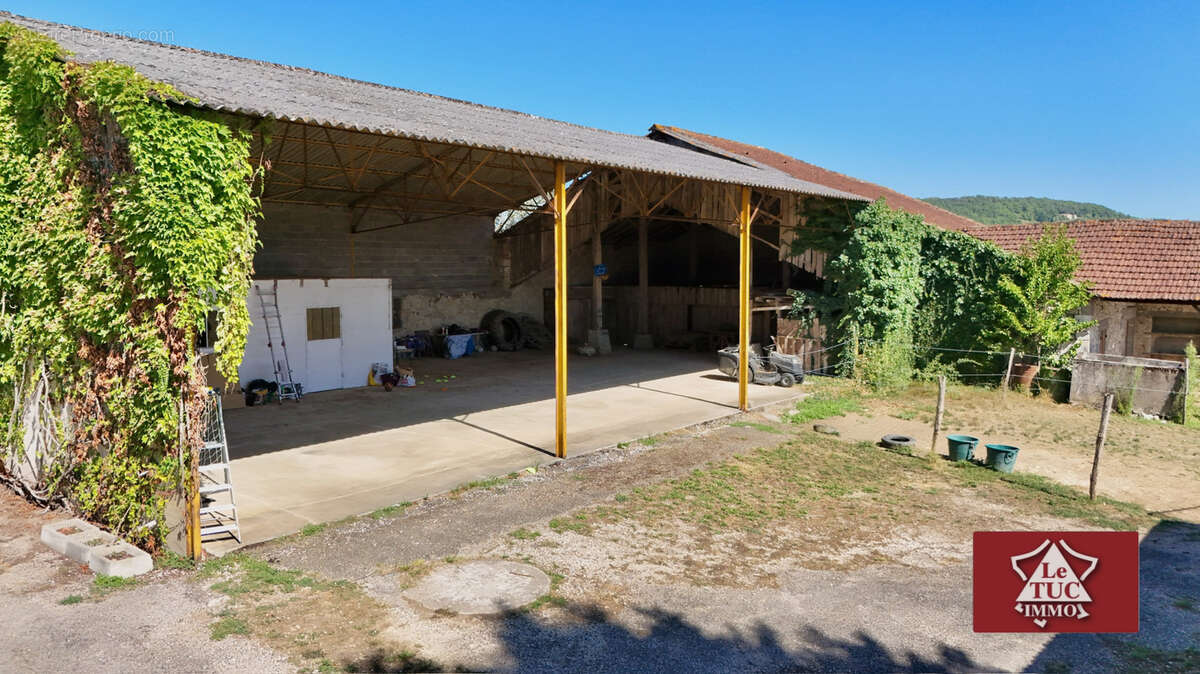 Propriété équestre avec piscine et dépendances. - photo 8