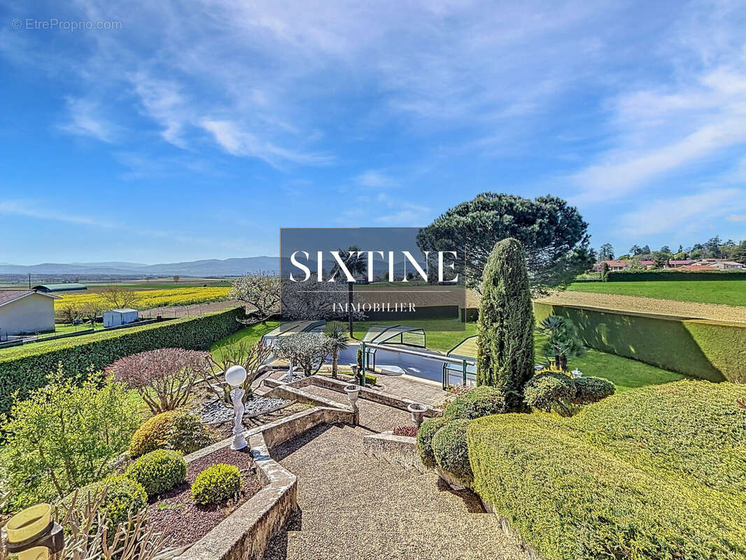 Maison à LES COTES-D&#039;AREY