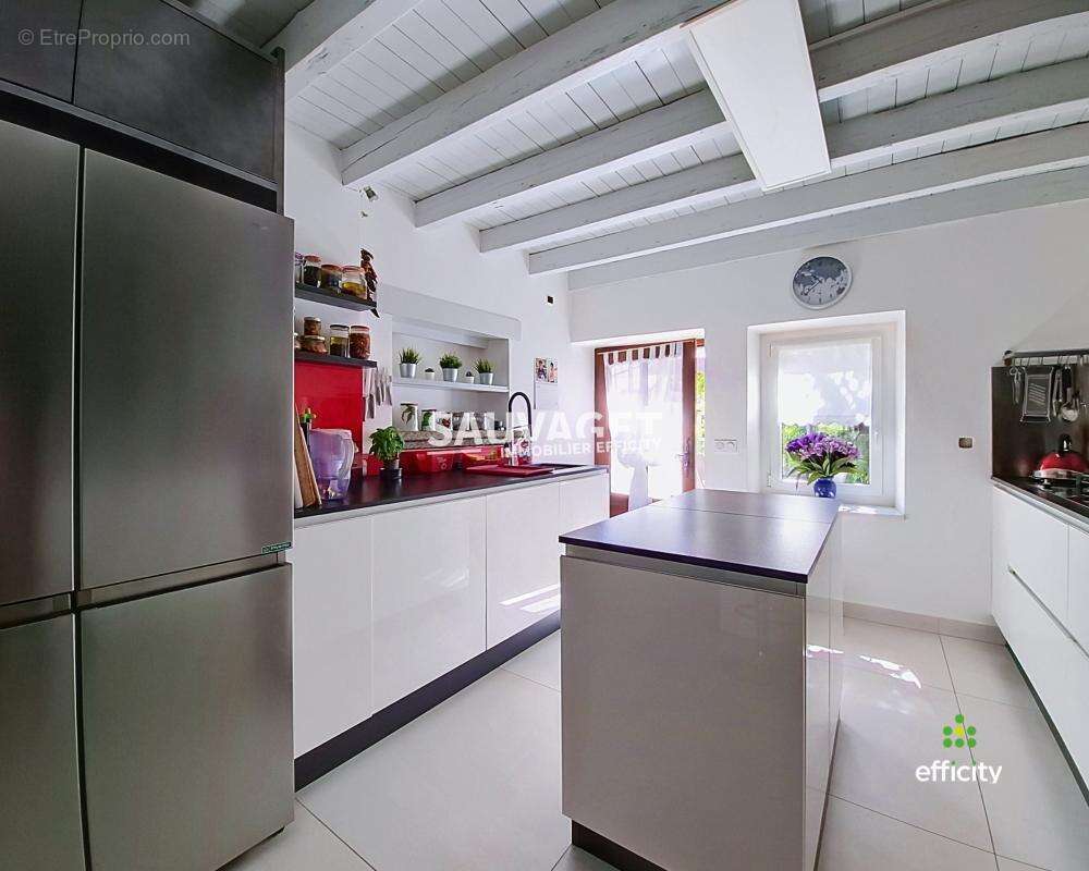 Maison 271 m² à Cornier  - photo 7