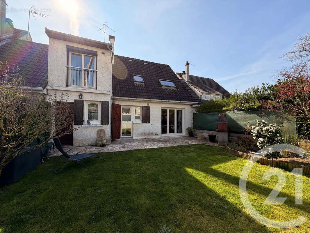 Maison à SAINT-MARD