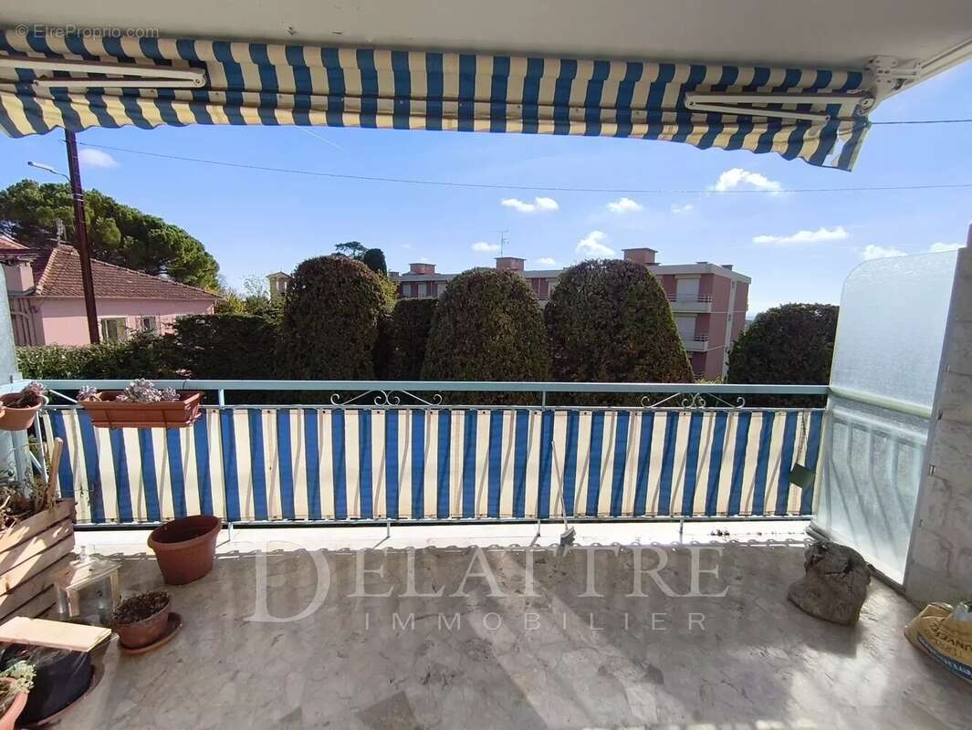 Appartement à VENCE
